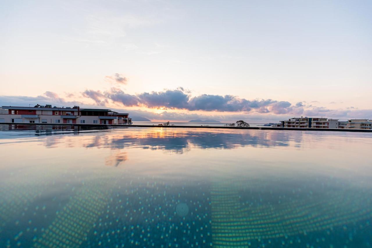 Ames Hotel & Spa Vlorë Exterior foto